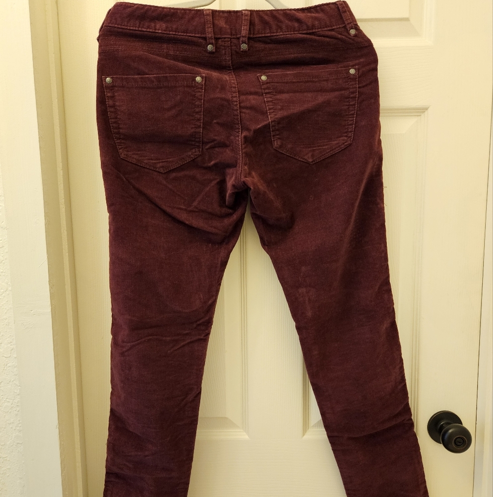 Athleta, 6, Maroon Corduroy Skinny Pants